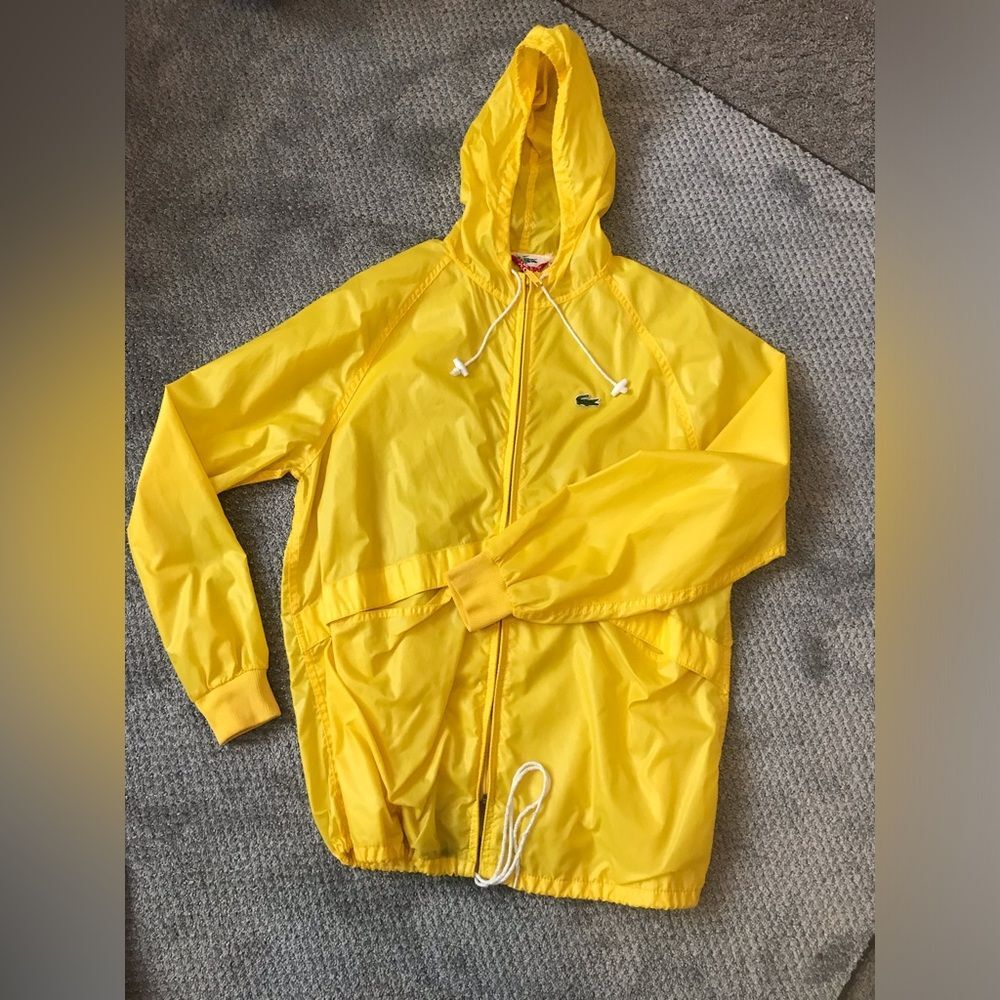 RARE VINTAGE ALLIGATOR LACOSTE YELLOW WINDBREAKER-EXCELLENT CONDITION-L-NICE!
